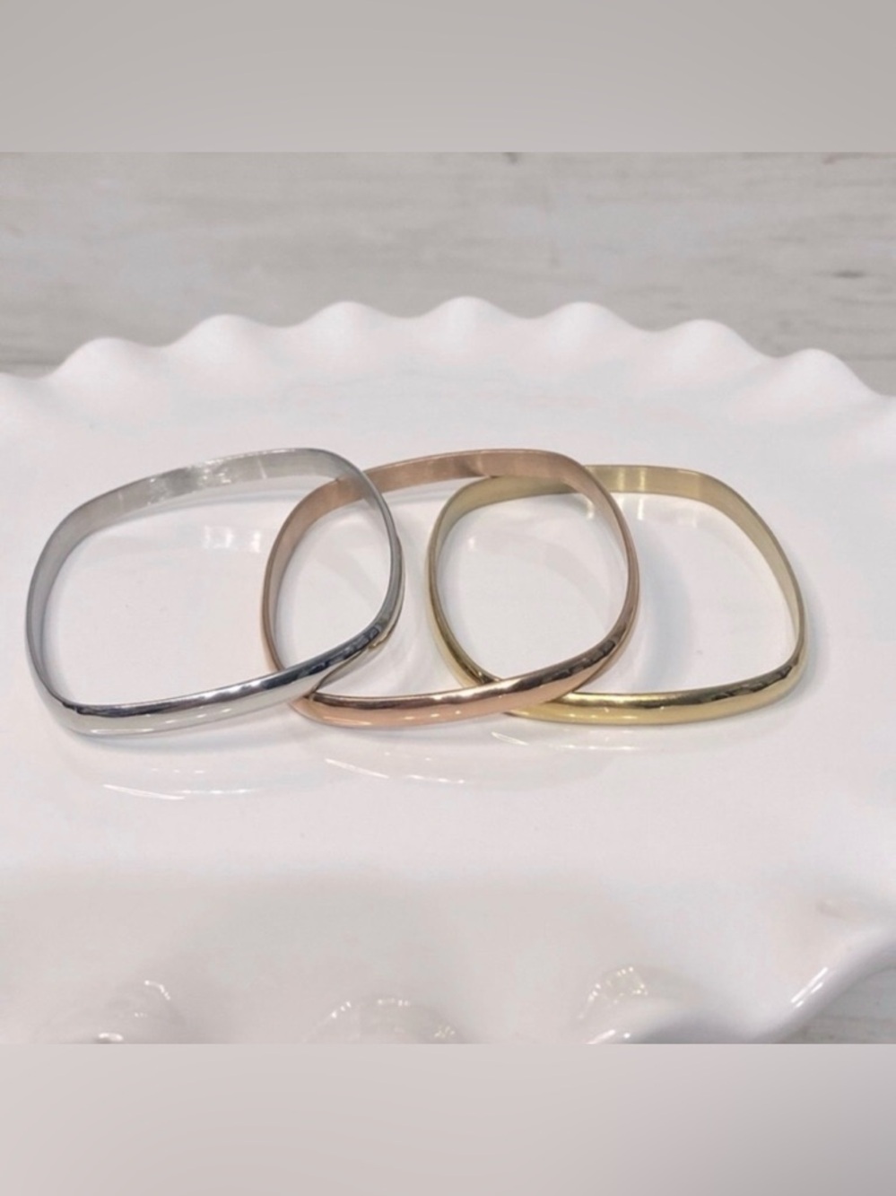 NEW Rounded Rectangular Stainless Steel Bangle Trio - Picture 4 of 5